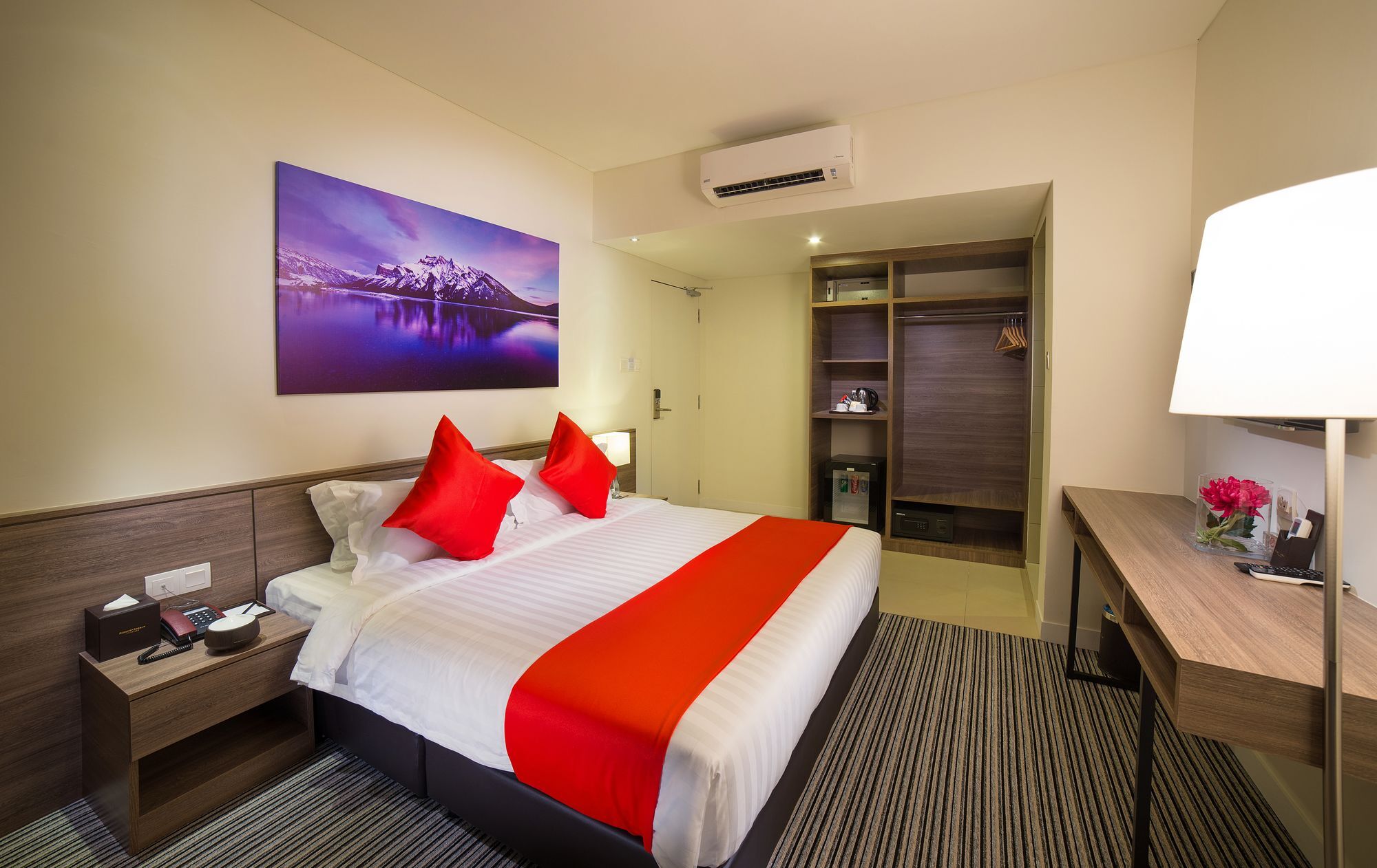 Riccarton Capsule Hotel Куала-Лумпур Екстер'єр фото
