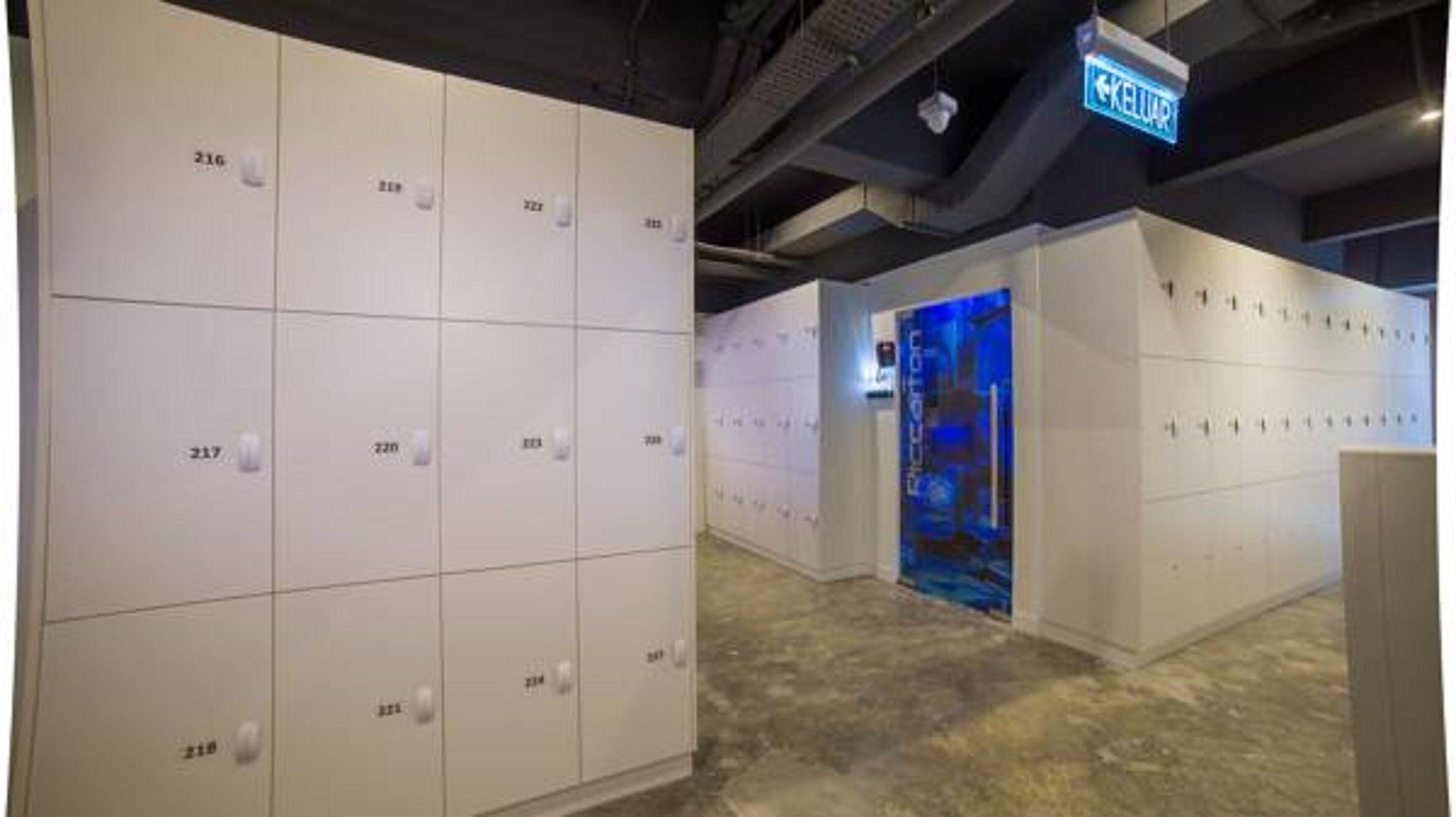 Riccarton Capsule Hotel Куала-Лумпур Екстер'єр фото
